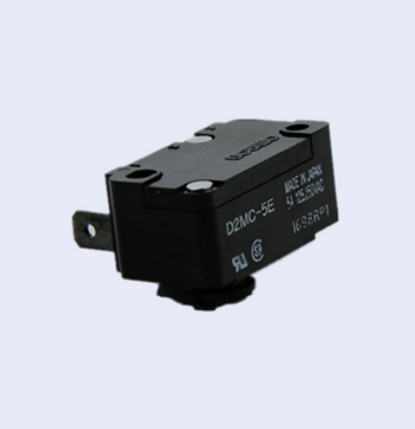 方寸微动藏锋芒，欧姆龙开关解锁游戏机操控新高度